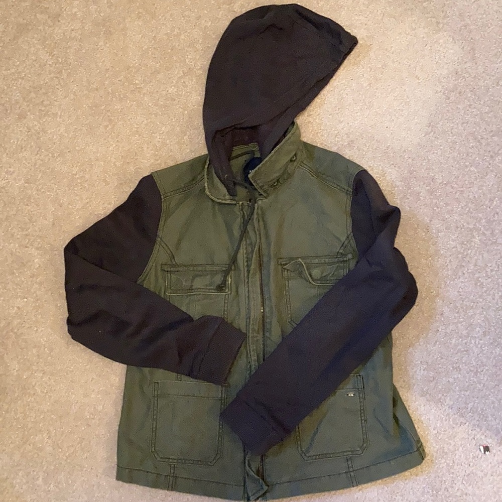American Eagle Jacket w detachable hood